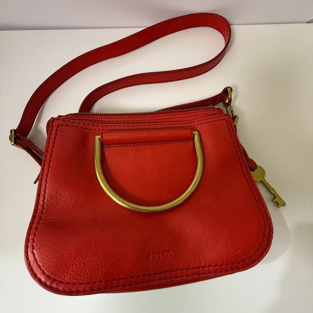 Fossil Red Leather Crossbody Bag D-Ring Handle Gold Key Charm Small Satchel
